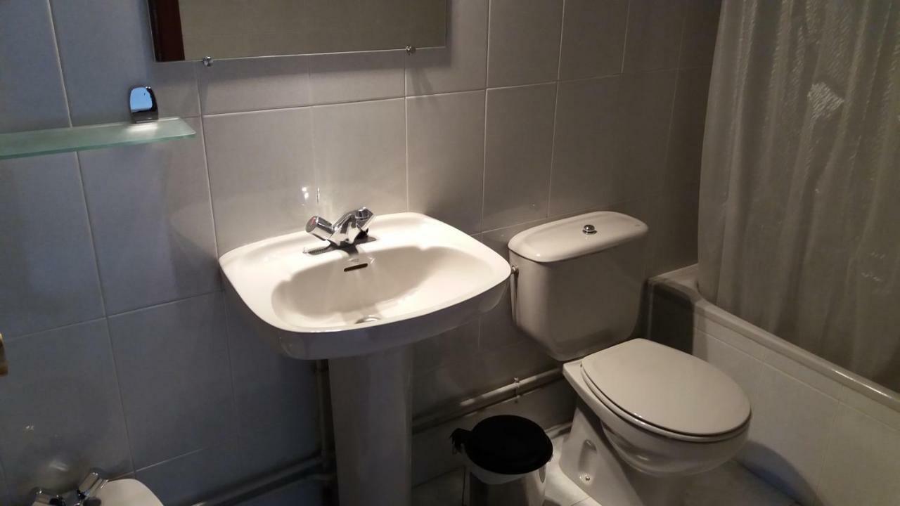 Centro San Viator Hostel Валадоид Екстериор снимка